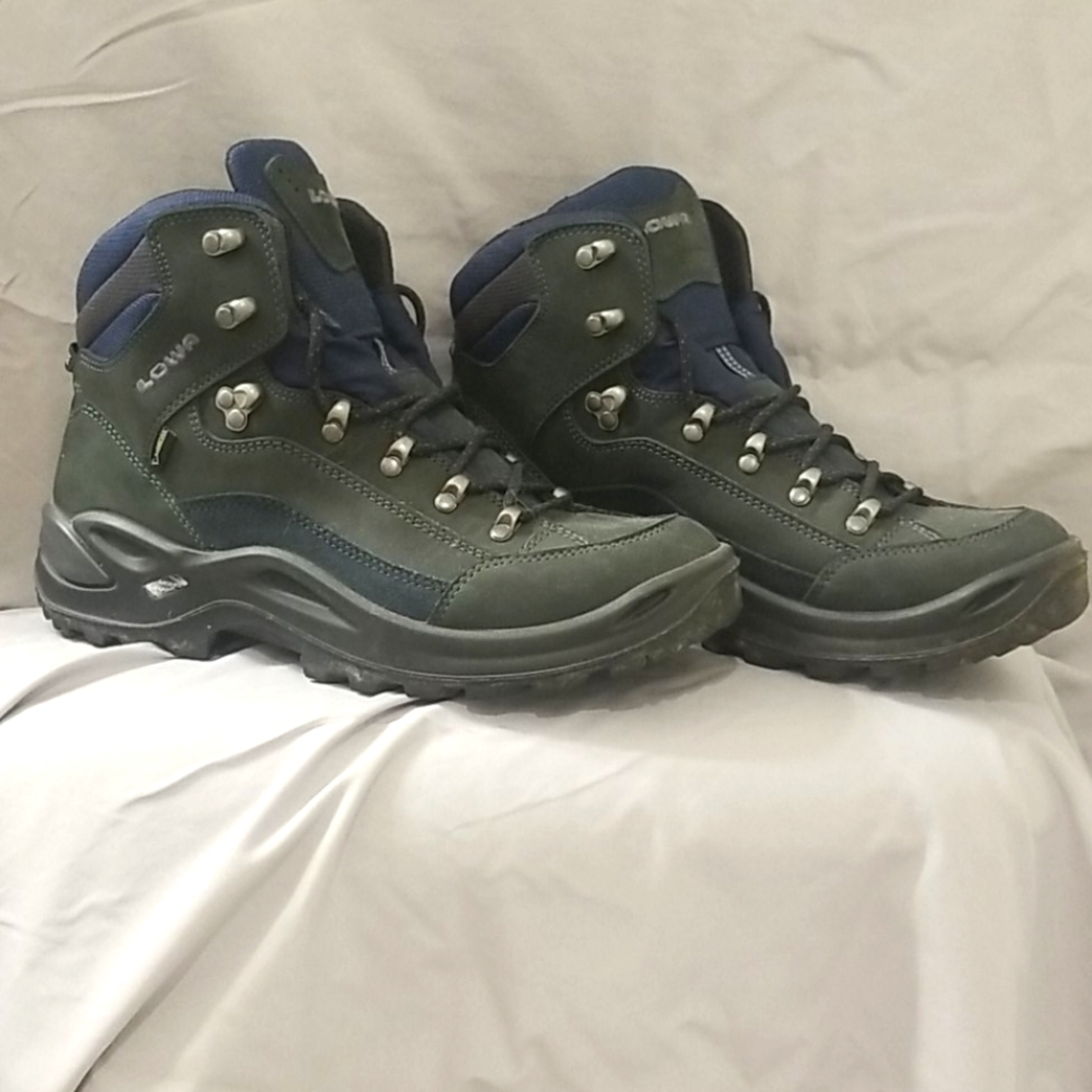 Women's Lowa Renegade GTX Mids